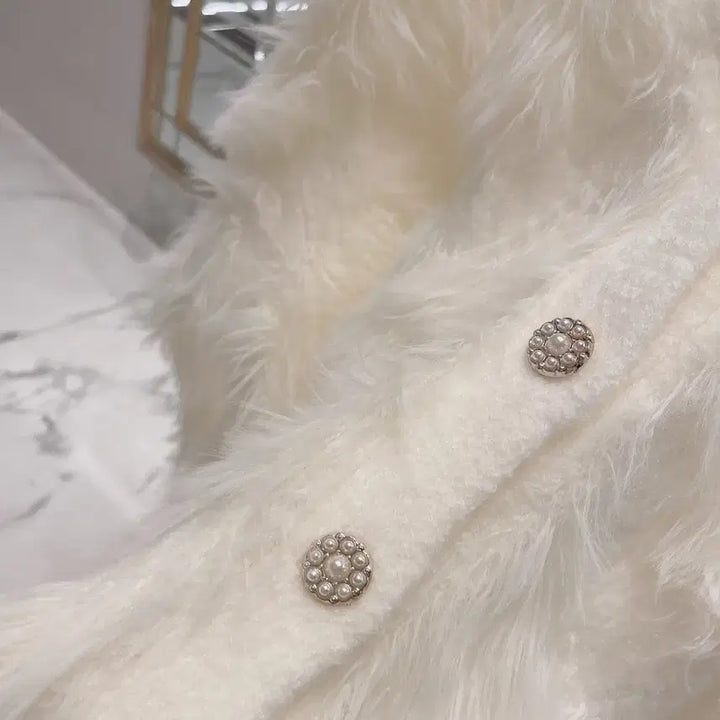 [BUNJANG] Mielle Minky Pearl Button V-neck Cardigan / [미엘르] 밍키 퍼 진주 단추 브이넥 가디건