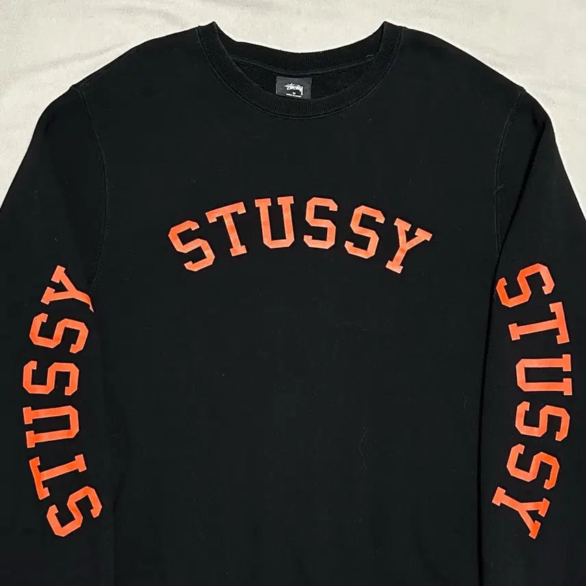 [BUNJANG] Stussy Orange Logo Black Sweatshirt / M 스투시 오렌지 로고 블랙 맨투맨