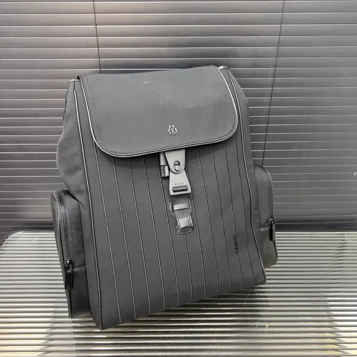 [BUNJANG] Rimowa Never Still Canvas Flap Backpack / 리모와 네버 스틸 캐주얼 스포츠 캔버스 플랩 백팩/숄더백, 대형, 하이킹