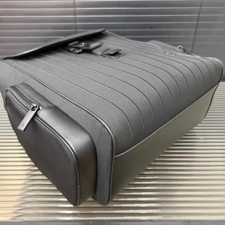 [BUNJANG] Rimowa Never Still Canvas Flap Backpack / 리모와 네버 스틸 캐주얼 스포츠 캔버스 플랩 백팩/숄더백, 대형, 하이킹