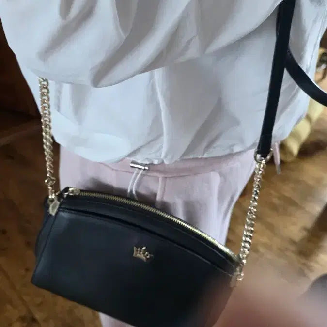 [BUNJANG] J.ESTINA Black Chain Crossbody Bag / 제이에스티나 블랙 체인 크로스백