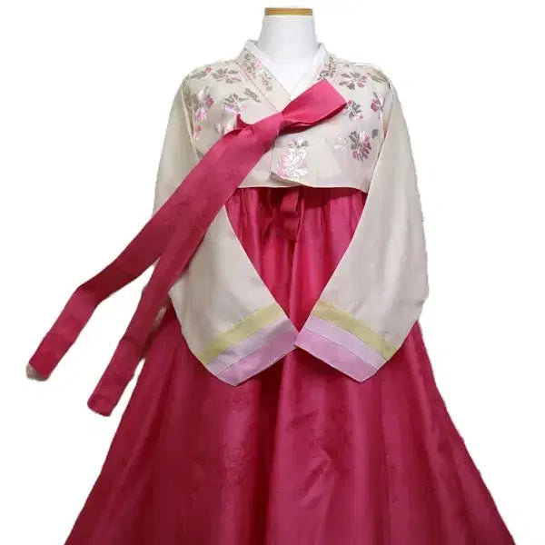 [BUNJANG] Embroidered Silk Hanbok (Size 66-77) / aa485 여성한복 자수본견한복/여성66-77/키155-160/사놀까