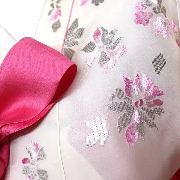 [BUNJANG] Embroidered Silk Hanbok (Size 66-77) / aa485 여성한복 자수본견한복/여성66-77/키155-160/사놀까