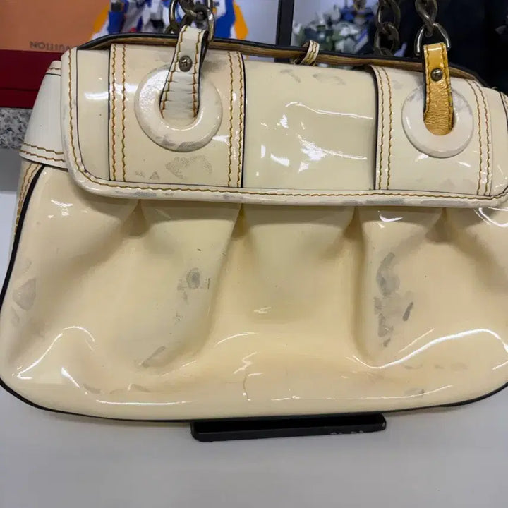 [BUNJANG] Fendi FF Buckle Ivory Shoulder Bag / 정품) 펜디 FF 버클 아이보리 숄더백 토트백