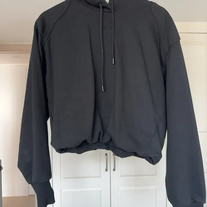 [BUNJANG] Juun.J Black Crop Hoodie / 준지 블랙후드 크롭티