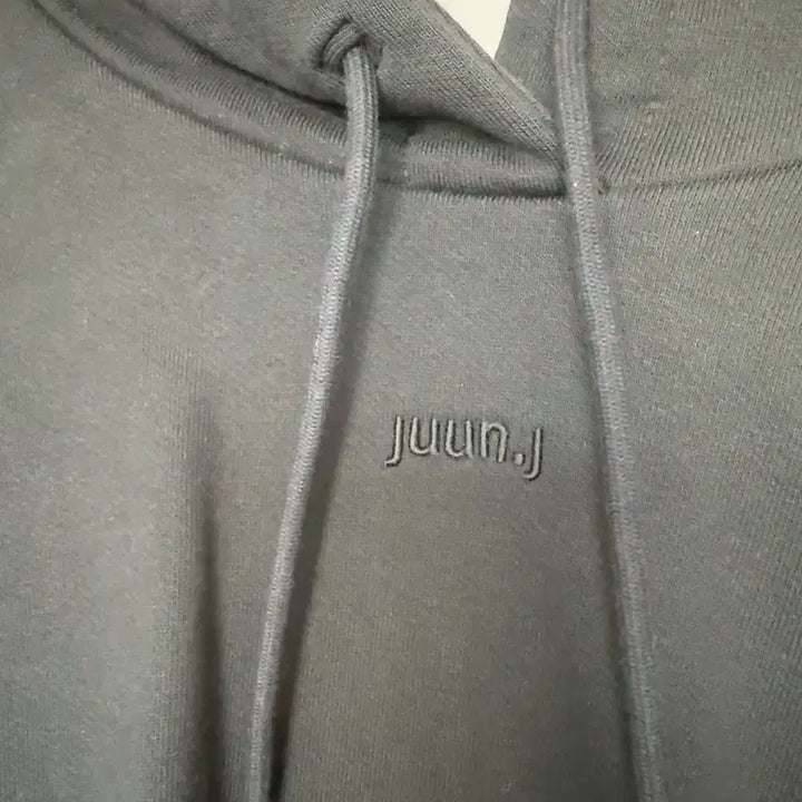 [BUNJANG] Juun.J Black Crop Hoodie / 준지 블랙후드 크롭티