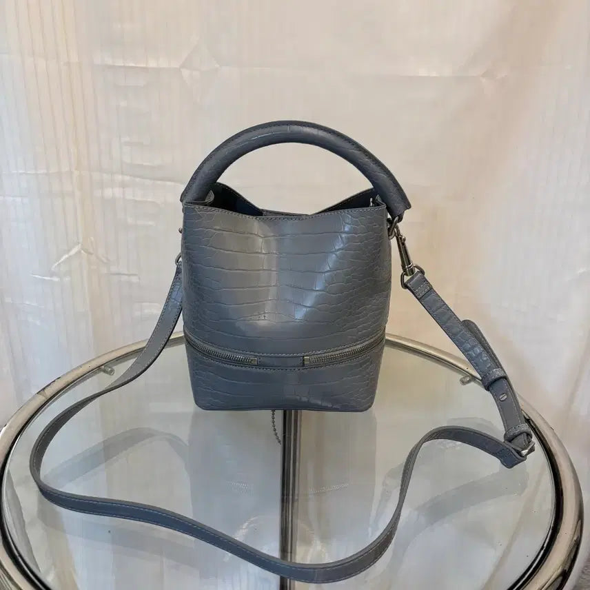 [SOLD OUT] 정품 찰스앤키스 버킷 투웨이 토트백