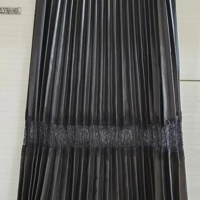 [BUNJANG] ZARA Black Leather Lace Pleated Skirt / 자라 블랙 레더 레이스 플리츠 스커트