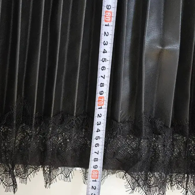 [BUNJANG] ZARA Black Leather Lace Pleated Skirt / 자라 블랙 레더 레이스 플리츠 스커트