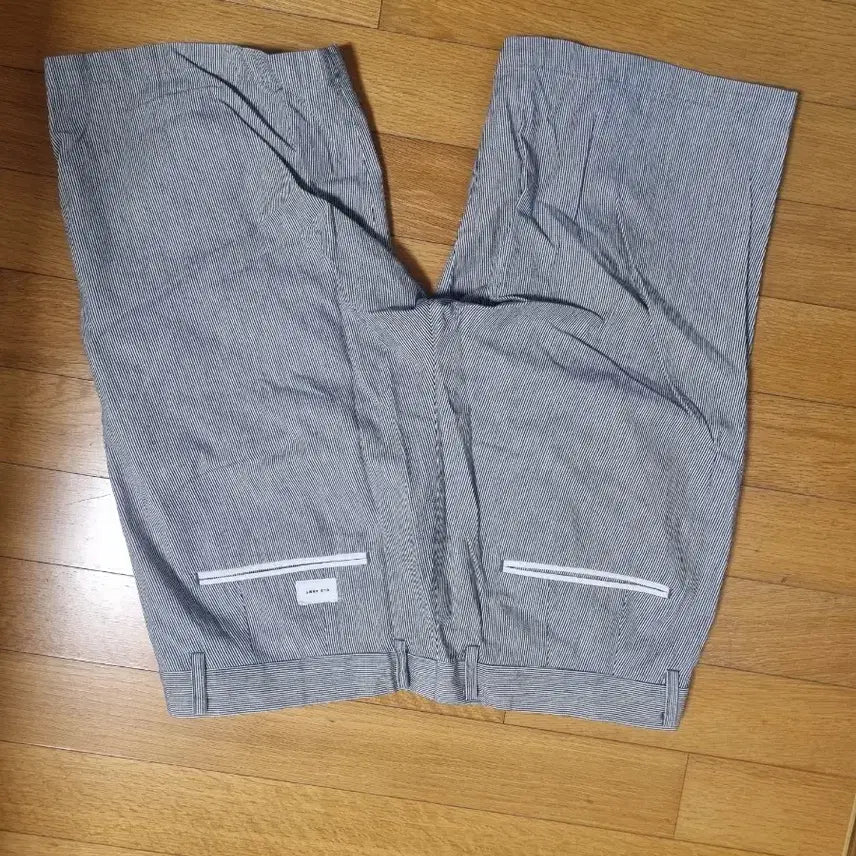 [BUNJANG] Striped Pattern Shorts / 세로 스트라이프 반바지 18