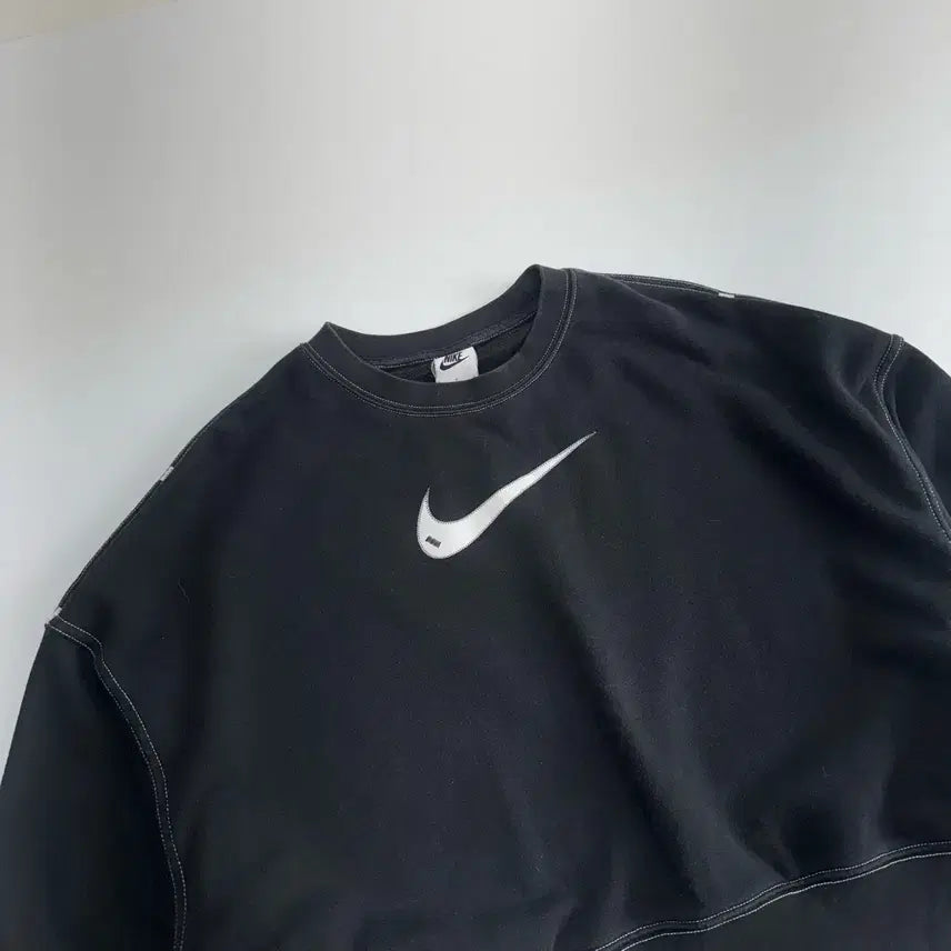 [SOLD OUT] Nike 나이키 빅로고 스티치 블랙 맨투맨