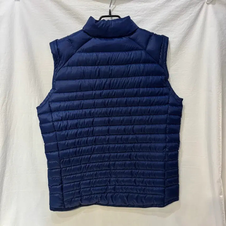 [BUNJANG] Nike Down-Fill Lightweight Padded Vest / 나이키 다운필 경량 패딩 조끼베스트