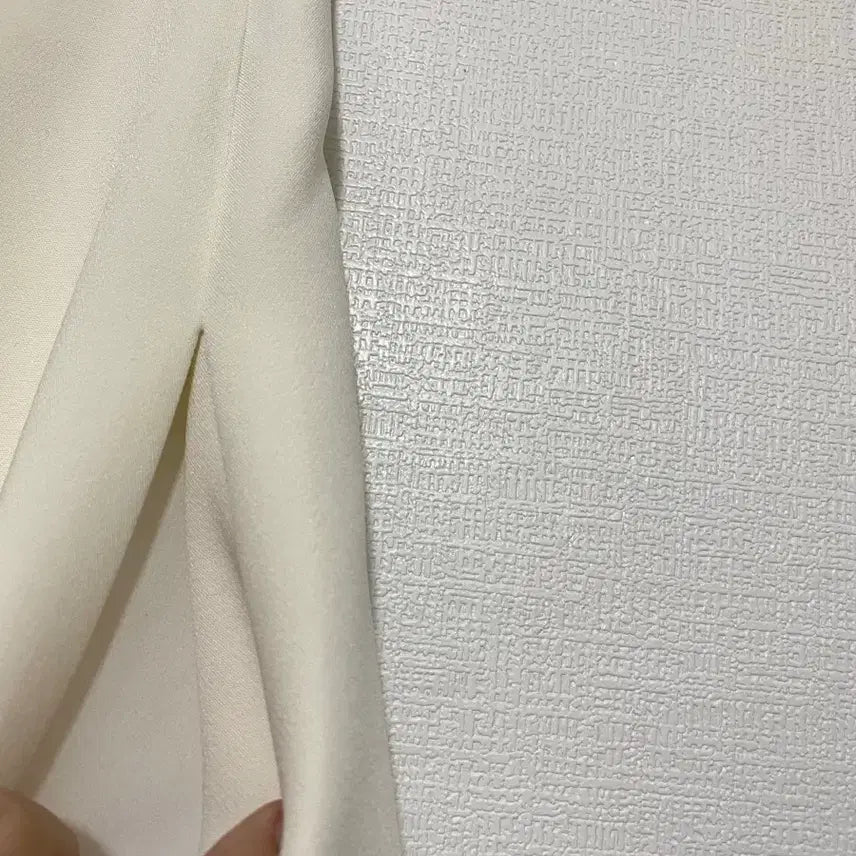 [BUNJANG] R2W Si Hwa Flare White Skirt / r2w 레디투웨어 시화 플레어 화이트 스커트