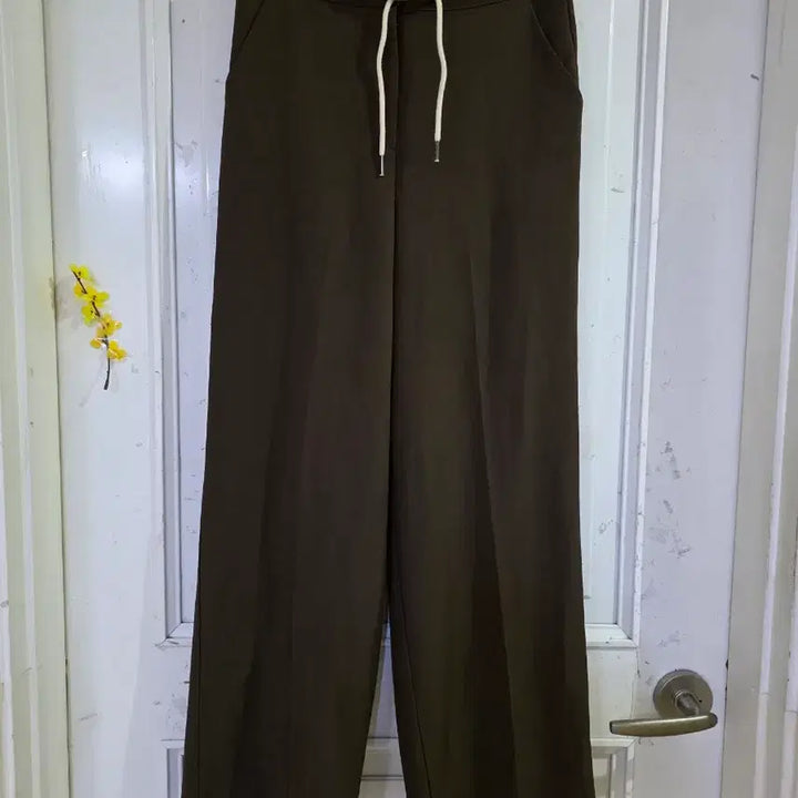 [BUNJANG] Slacks Straight Pants - Khaki / 봄  가을  슬랙스  일자바지   새상품   28까지