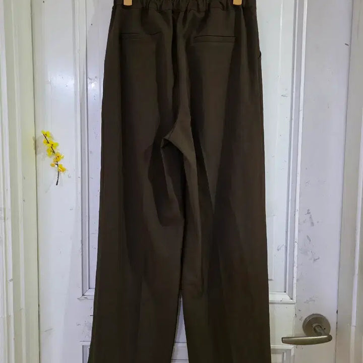 [BUNJANG] Slacks Straight Pants - Khaki / 봄  가을  슬랙스  일자바지   새상품   28까지