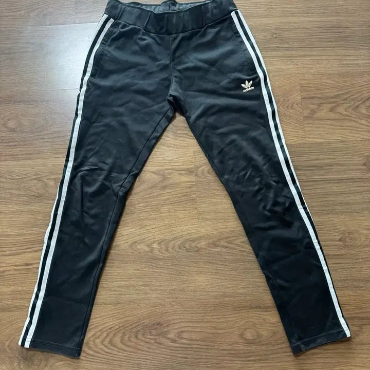 [BUNJANG] Adidas Training Pants (Size 90) / [90] 아디다스 트레이닝 팬츠