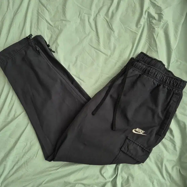 [BUNJANG] Nike Woven Cargo Pants - Black - Men&