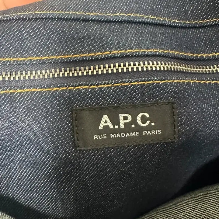 [BUNJANG] A.P.C. Axelle Denim Tote Bag / A.P.C. Axelle 데님 토트백 다크 네이비