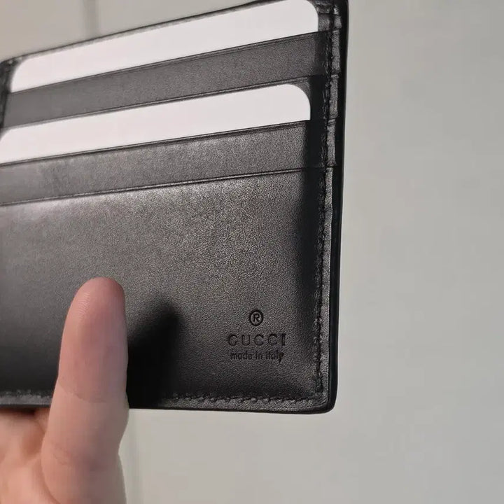 [BUNJANG] Gucci Jumping Tiger Print Supreme Bifold Wallet / 구찌 점핑 타이거 프린트 수프림 반지갑