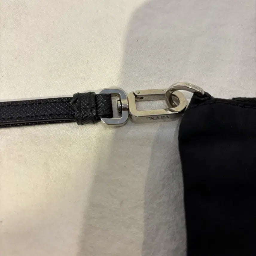 [BUNJANG] Prada Nylon Clutch Bag / 프라다 나일론 클러치백 파우치백