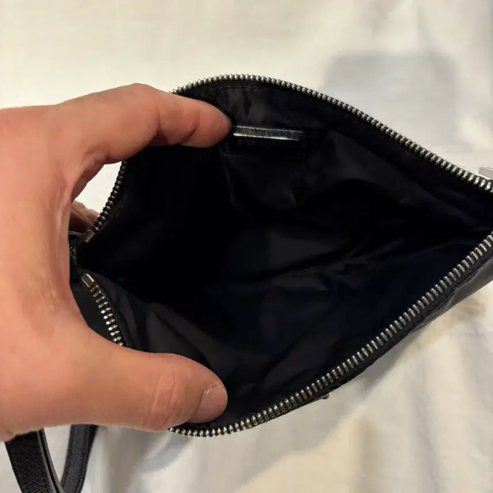 [BUNJANG] Prada Nylon Clutch Bag / 프라다 나일론 클러치백 파우치백