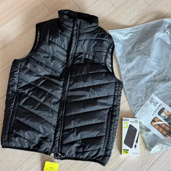 [BUNJANG] Apple Living Heated Vest Black S Size / 애플리빙 발열조끼 블랙 S사이즈 배터리포함