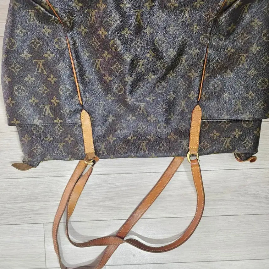 [BUNJANG] Louis Vuitton Monogram Totally MM Shoulder Bag / 루이비통 모노그램 토탈리 MM