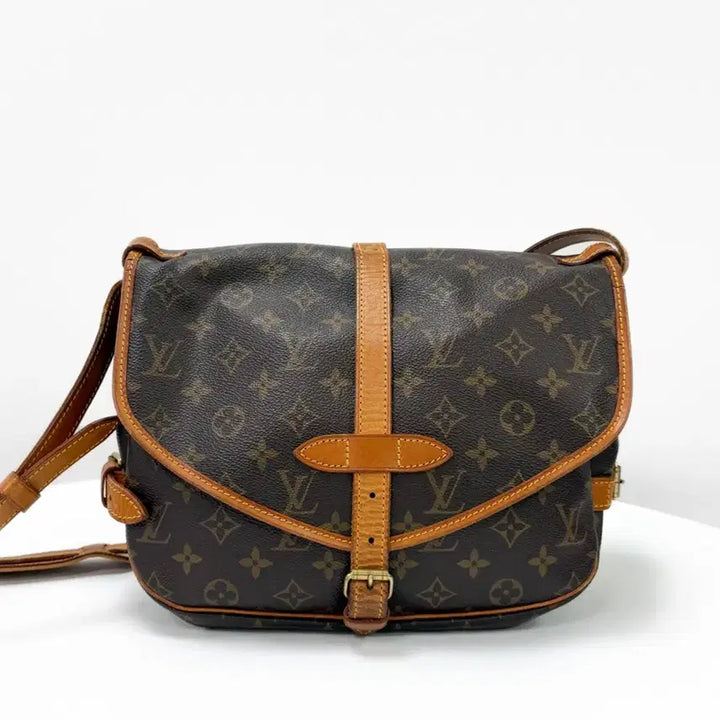 [BUNJANG] Louis Vuitton Monogram Saumur 30 Messenger Bag / 루이비통 모노그램 소뮈르 30 메신저 크로스백