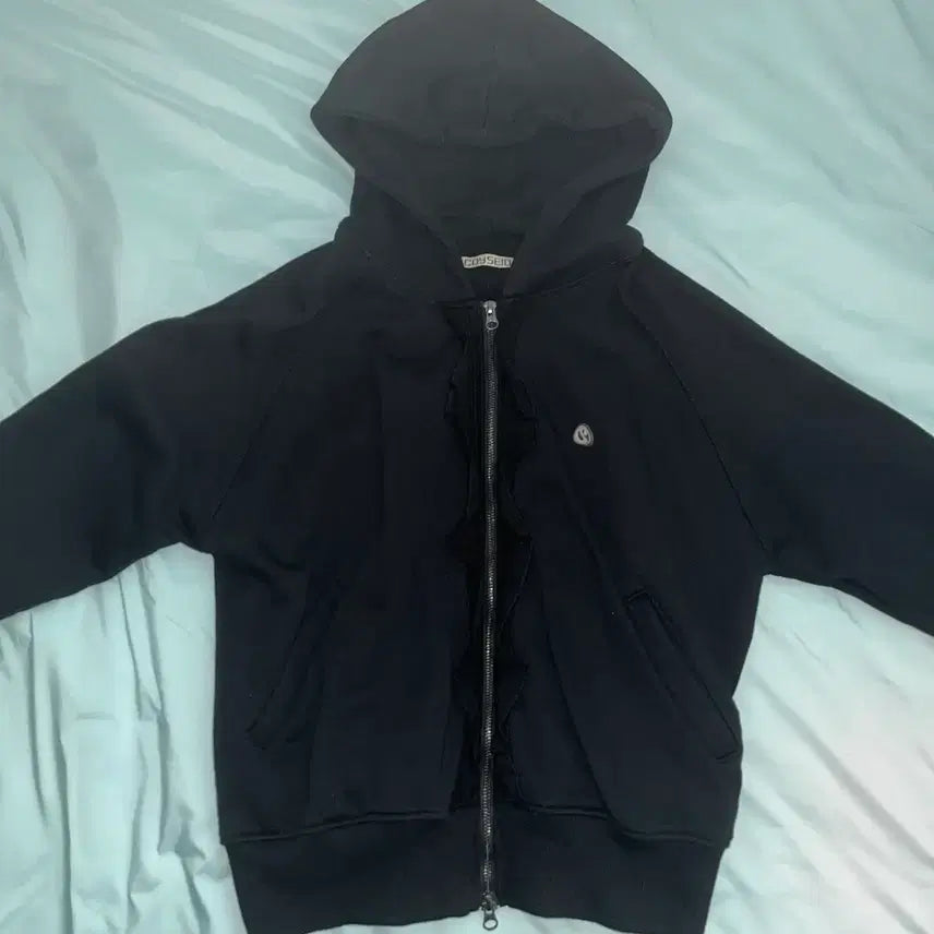 [BUNJANG] coyseio Ruffle Lace Hooded Zip-up Jacket Black / 코이세이오 coyseio 러플 레이스 후드집업 블랙