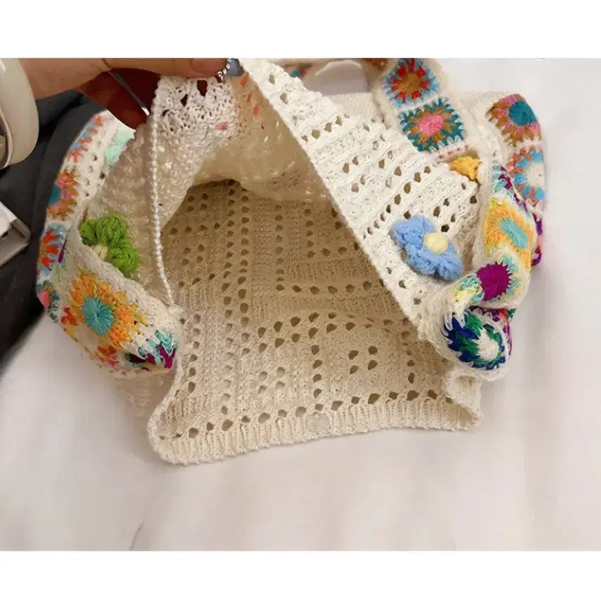 [BUNJANG] Knitted Floral Motif Shoulder Bag / 뜨개 꽃 모티브 숄더백