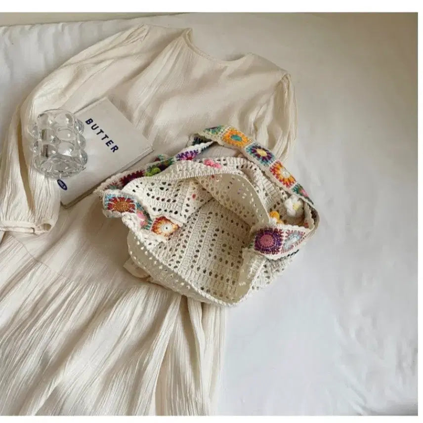 [BUNJANG] Knitted Floral Motif Shoulder Bag / 뜨개 꽃 모티브 숄더백