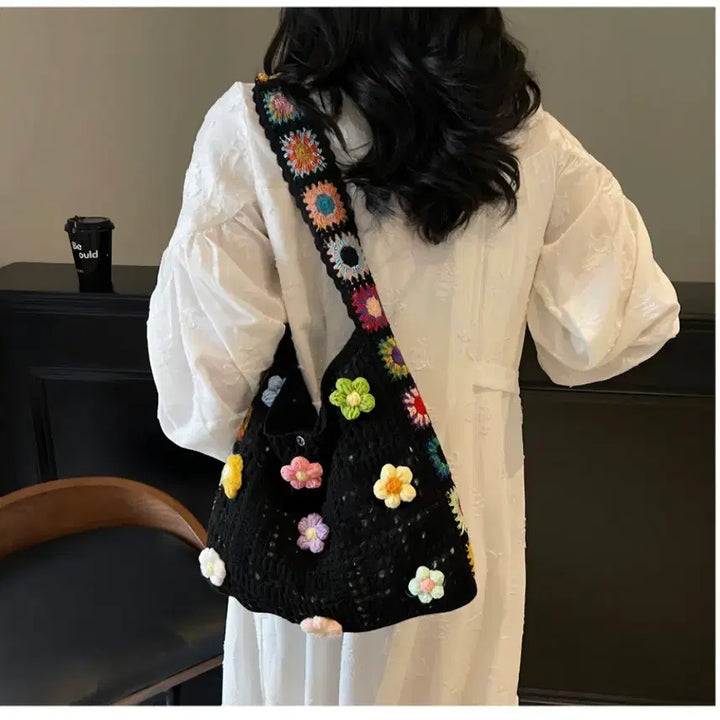 [BUNJANG] Knitted Floral Motif Shoulder Bag / 뜨개 꽃 모티브 숄더백