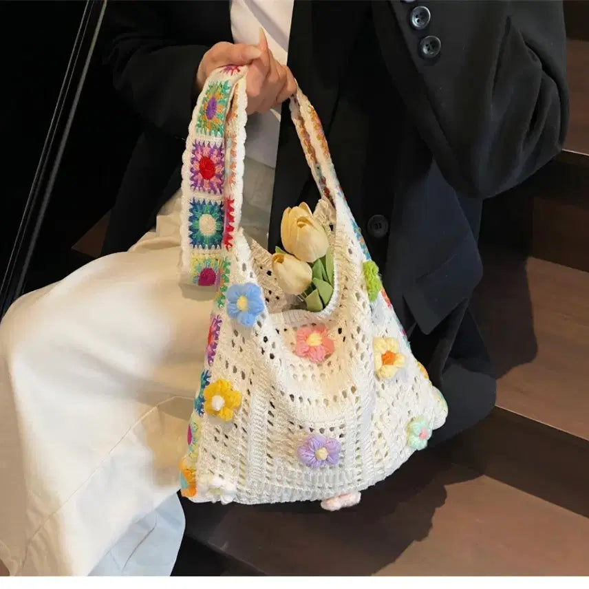 [BUNJANG] Knitted Floral Motif Shoulder Bag / 뜨개 꽃 모티브 숄더백