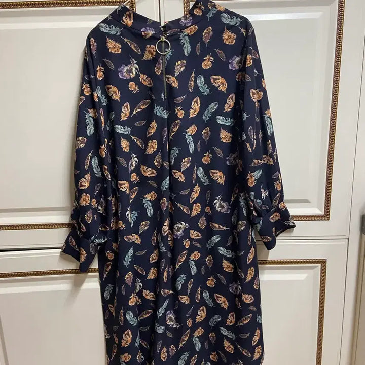 [BUNJANG] Benetton Feather Pattern Long Dress / 베네통 깃털 패턴 롱 원피스