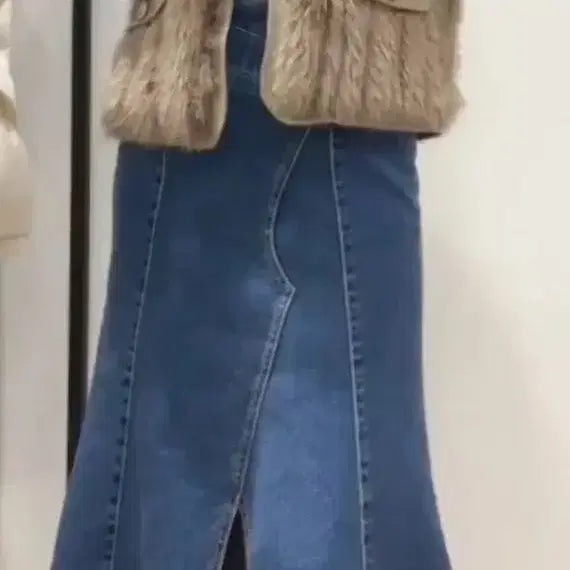 [BUNJANG] Egoist Two-Tone Eco Fur Vest / [텍달린 새제품] 에고이스트 투톤 에코퍼 베스트