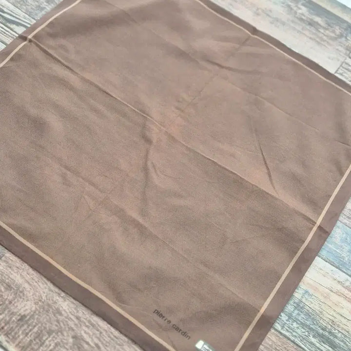 [BUNJANG] Pierre Cardin Brown Handkerchief / 피에르가르뎅 브라운 손수건