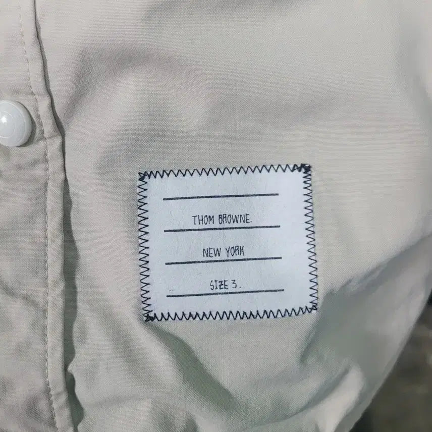 [BUNJANG] Thom Browne Armband Beige Shirt Jacket (Size 3) / (정품) 톰브라운 암밴드 베이지 셔츠 자켓 3사이즈(2XL110)