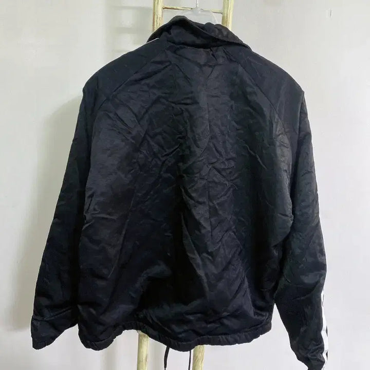 [SOLD OUT] 몽빈티지(S)아디다스여자기모크롭숏자켓