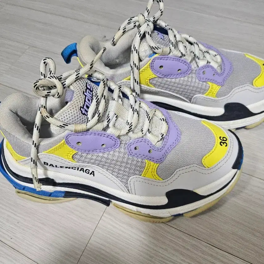 [BUNJANG] Balenciaga Triple S Sneakers (Size 36) / 발렌시아가 트리플S 스니커즈 36사이즈