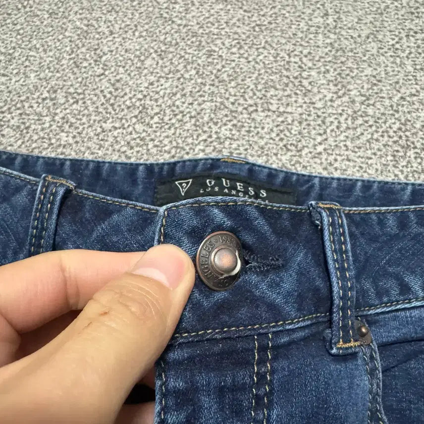 [BUNJANG] Guess Jeans 31 Denim Pants / 31 게스 청바지