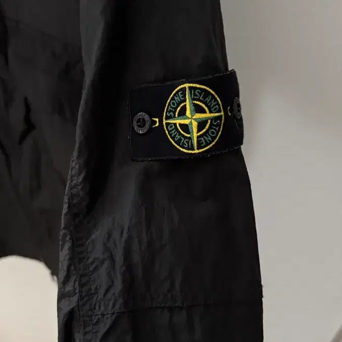 [BUNJANG] Stone Island 19SS Nylon Metal Overshirt (XL) / 스톤아일랜드 19ss 나일론 메탈 오버셔츠(XL)