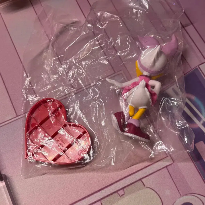 [BUNJANG] Disney Daisy Duck Figure (Banpresto) / 디즈니 데이지덕 피규어 정품 반프