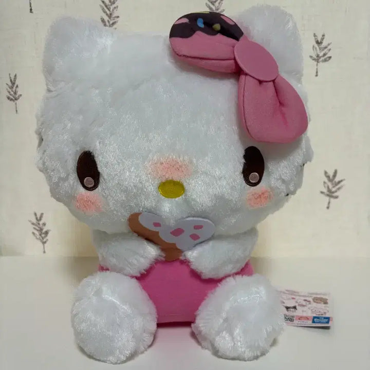 [BUNJANG] Miko &amp; Sanrio Characters Kitty Collaboration Medium Plush (New) / 미코&amp;산리오 캐릭터즈 키티 콜라보 28cm 중형인형(새상품)