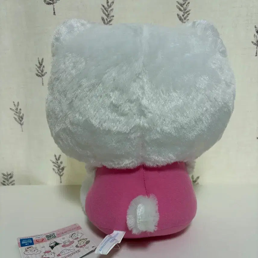 [BUNJANG] Miko &amp; Sanrio Characters Kitty Collaboration Medium Plush (New) / 미코&amp;산리오 캐릭터즈 키티 콜라보 28cm 중형인형(새상품)
