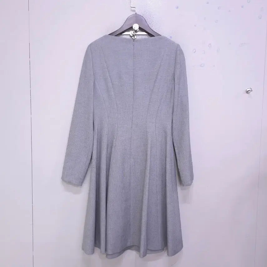 [BUNJANG] Minimum Flare Dress / 미니멈) 거의새거 준추 플레어 원피스 -55