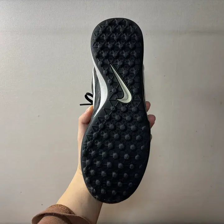 [BUNJANG] Nike Premier 2 TF Soccer Cleats / [270] 나이키 프리미어2 TF 풋살화(캥거루/루나론)
