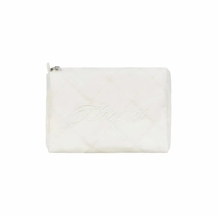 [SOLD OUT] 클리시어 - Compact Quilted Pouch, Ivory
