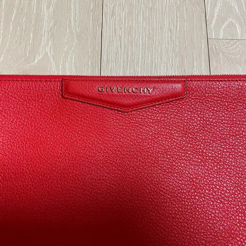 [BUNJANG] Givenchy Antigona Clutch Bag / 지빙시 안티고나 클러치백 새제품