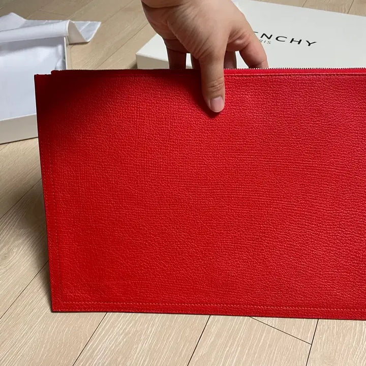 [BUNJANG] Givenchy Antigona Clutch Bag / 지빙시 안티고나 클러치백 새제품