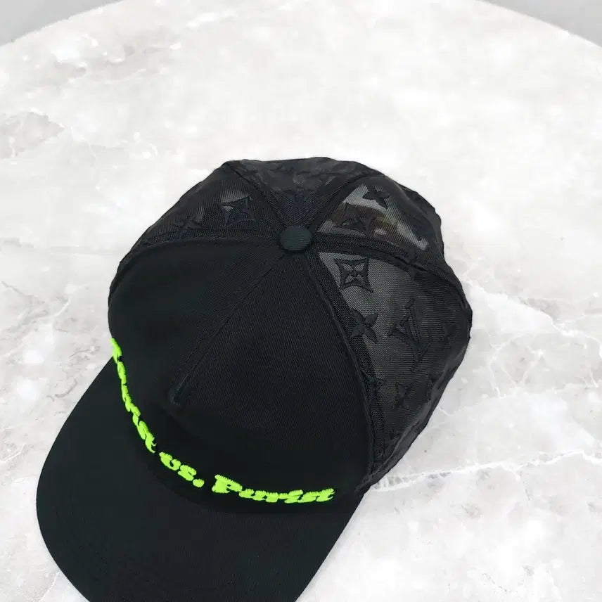 [BUNJANG] Louis Vuitton Monogram Tourist Mesh Cap / 루이비통 LV 모노그램 투어리스트 메쉬 캡 60